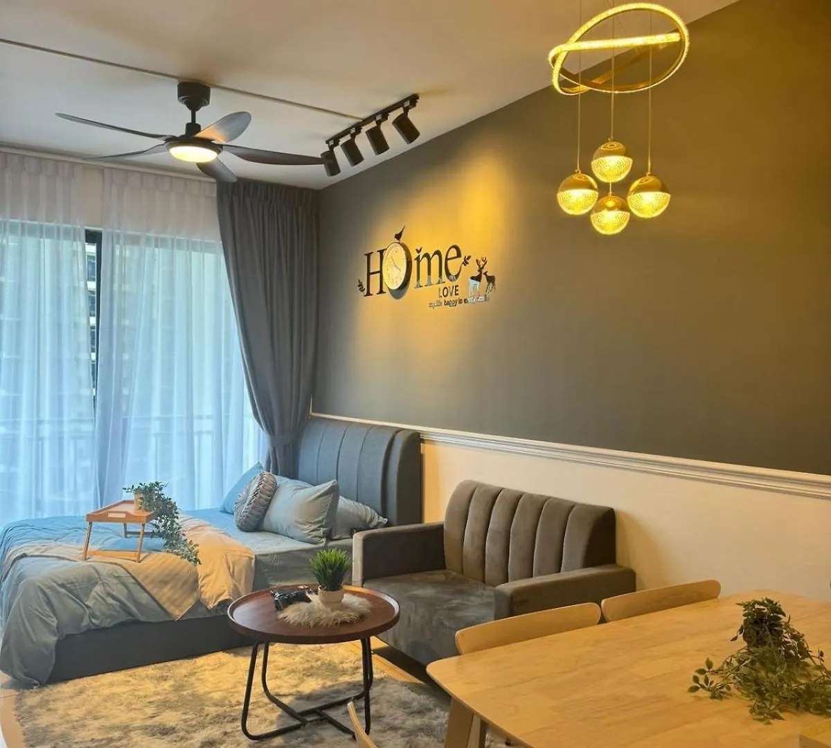 Central Park 2Br Plus 1 Stylish 6Pax Paradigm Sutera Johor Bahru Malaysia